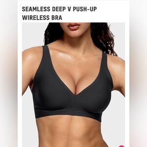 Seamless Comfort Wireless Bra in Black